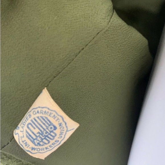 Green Wool Coat with Brown Fur Trim - Picture 9 of 12